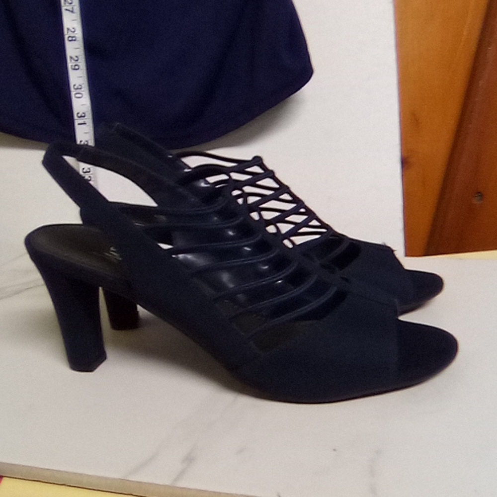 Impo Villa Navy  Caged Slingbacks Like New in Box